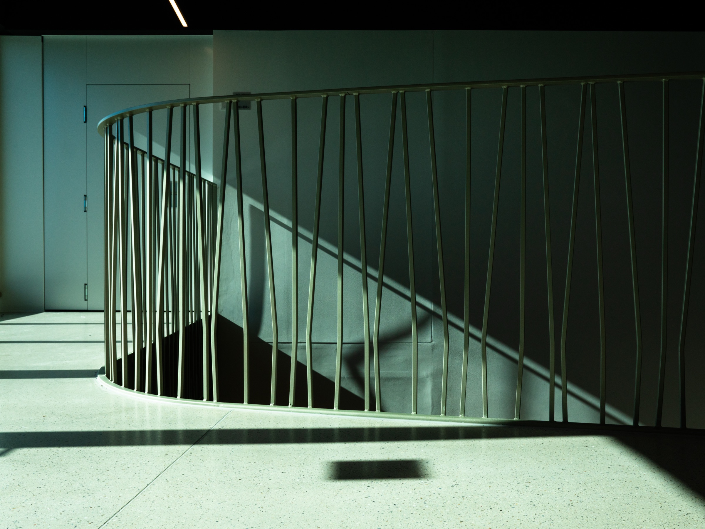 Still / Image 14
