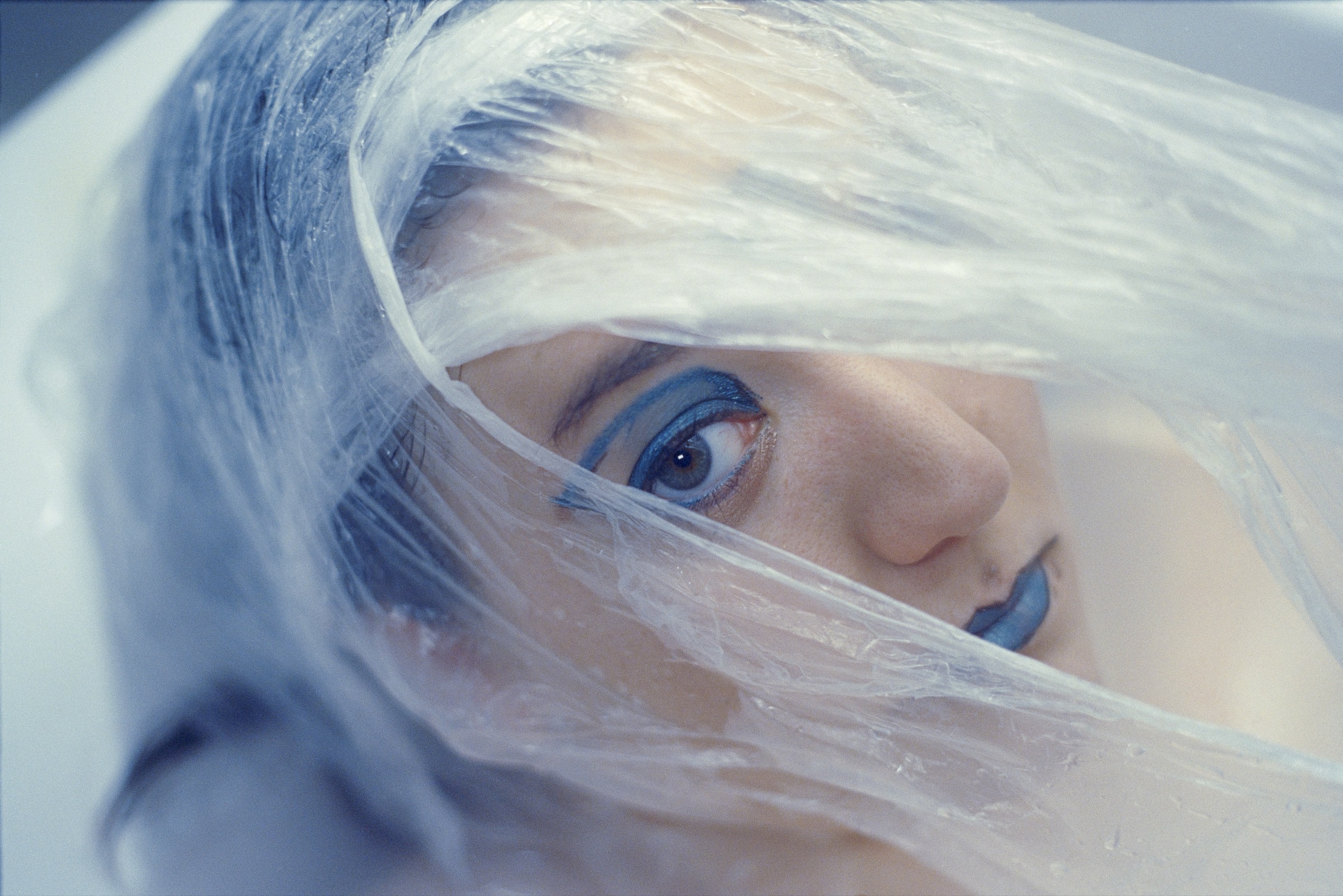 Still / Image 3