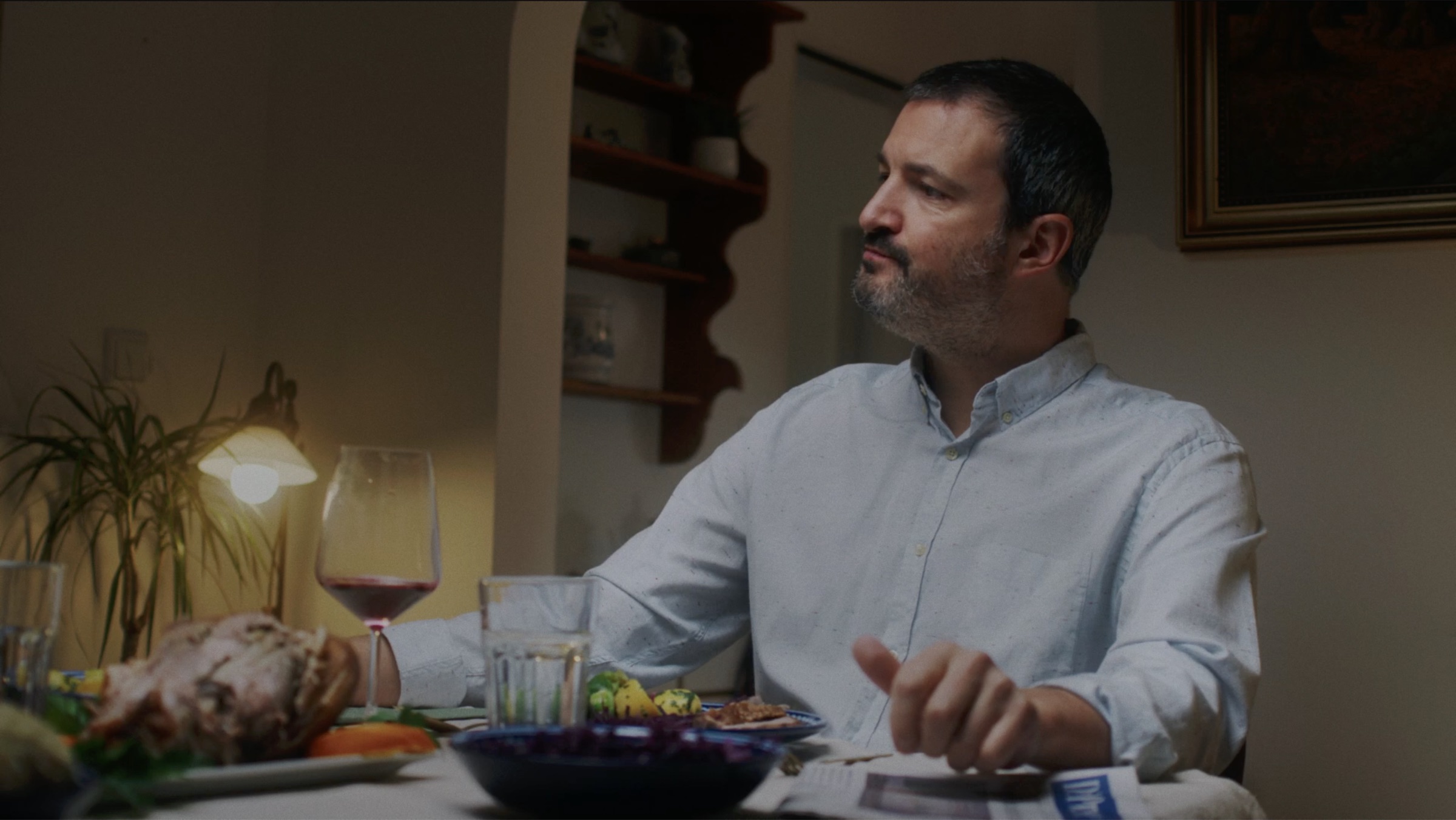 Still / Image 4