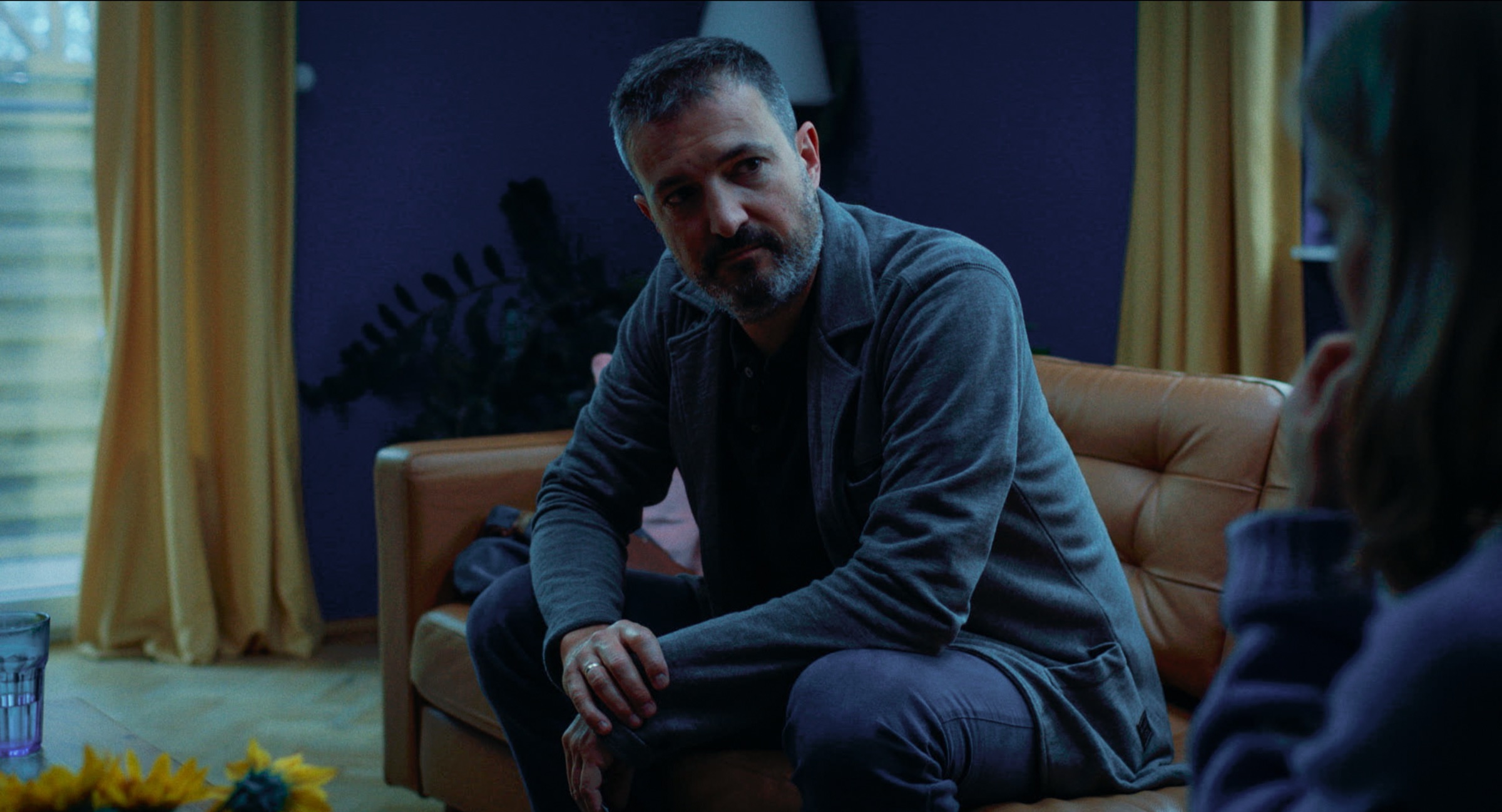 Still / Image 12