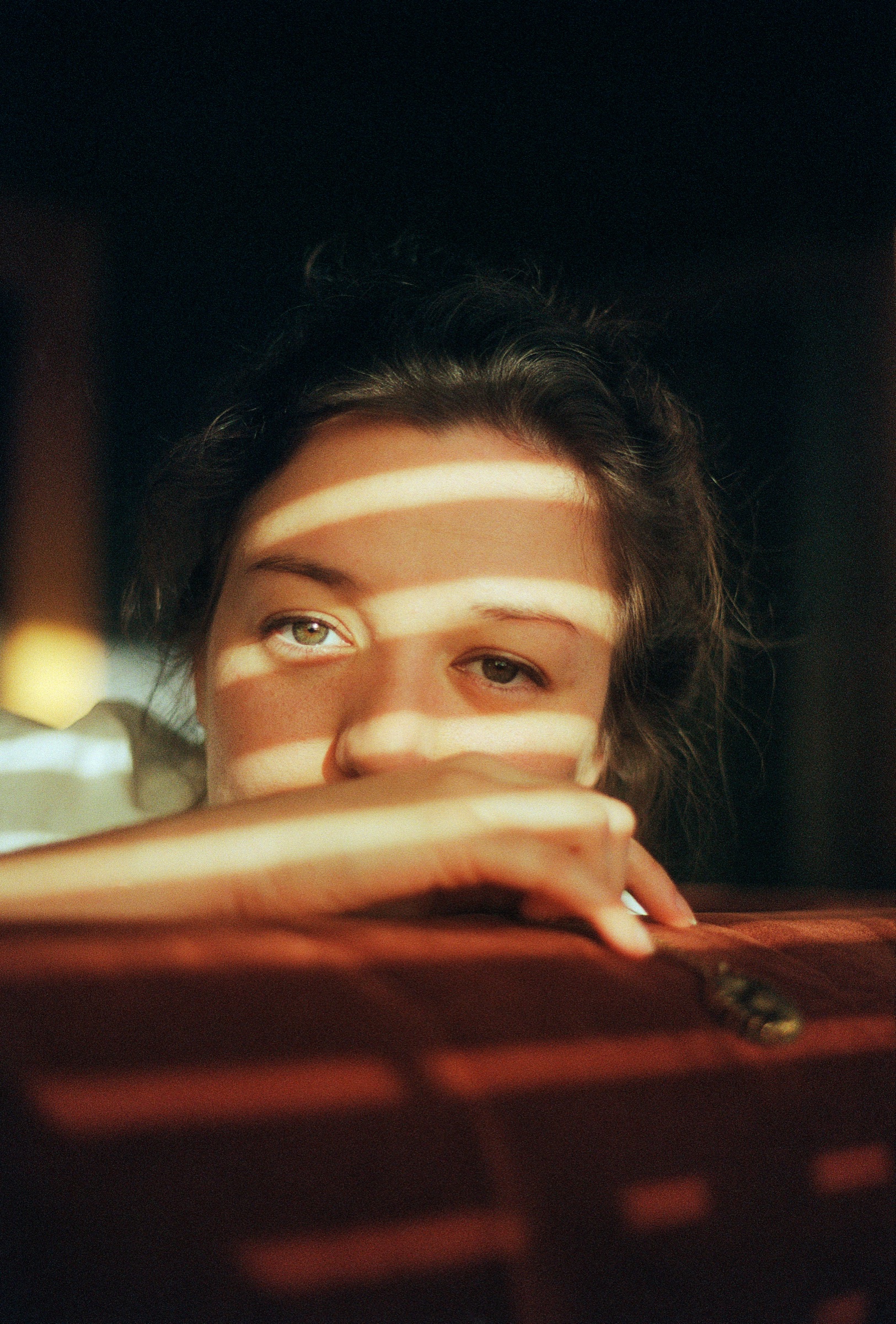 Still / Image 12